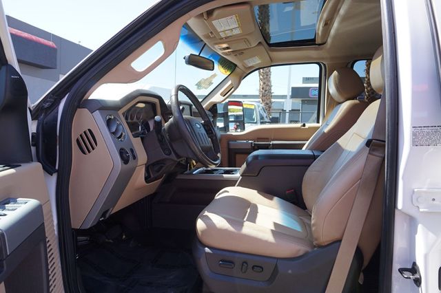 2016 Ford Super Duty F-350 SRW LARIAT, DIESEL, 4X4, PREMIUM WHEELS, RUNNING BOARDS, TOW PKG - 23004941 - 16