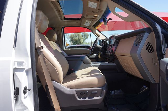 2016 Ford Super Duty F-350 SRW LARIAT, DIESEL, 4X4, PREMIUM WHEELS, RUNNING BOARDS, TOW PKG - 23004941 - 20