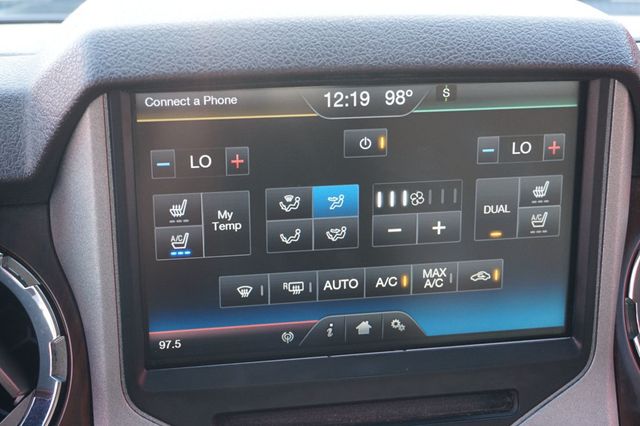 2016 Ford Super Duty F-350 SRW LARIAT, DIESEL, 4X4, PREMIUM WHEELS, RUNNING BOARDS, TOW PKG - 23004941 - 34