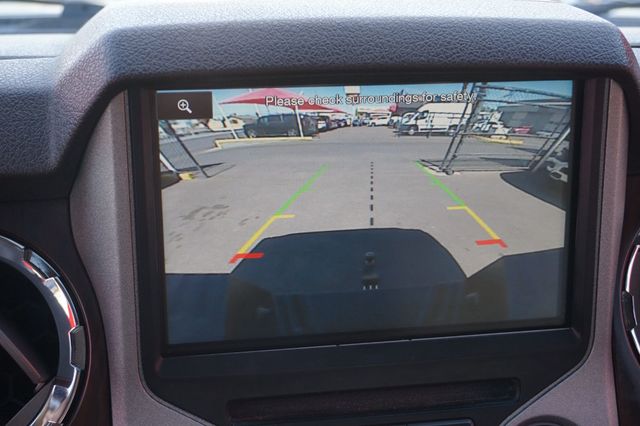 2016 Ford Super Duty F-350 SRW LARIAT, DIESEL, 4X4, PREMIUM WHEELS, RUNNING BOARDS, TOW PKG - 23004941 - 35