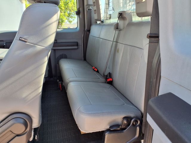 2016 Ford Super Duty F-350 SRW Cab-Chassis 8' Utility Truck - 23068558 - 14