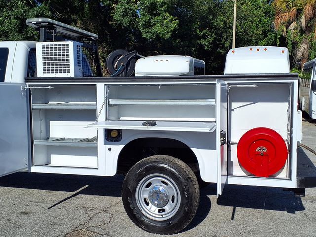 2016 Ford Super Duty F-350 SRW Cab-Chassis 8' Utility Truck - 23068558 - 17