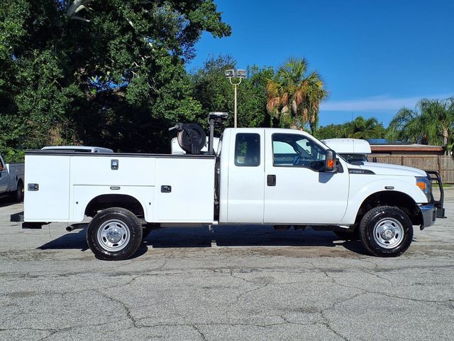 2016 Ford Super Duty F-350 SRW Cab-Chassis 8' Utility Truck - 23068558 - 1