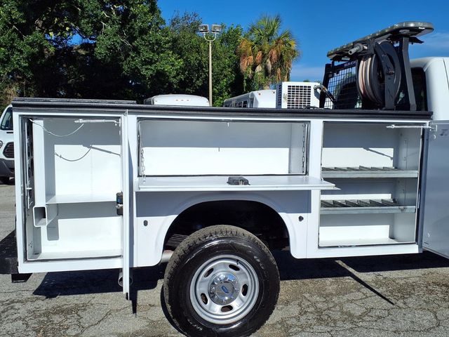 2016 Ford Super Duty F-350 SRW Cab-Chassis 8' Utility Truck - 23068558 - 22
