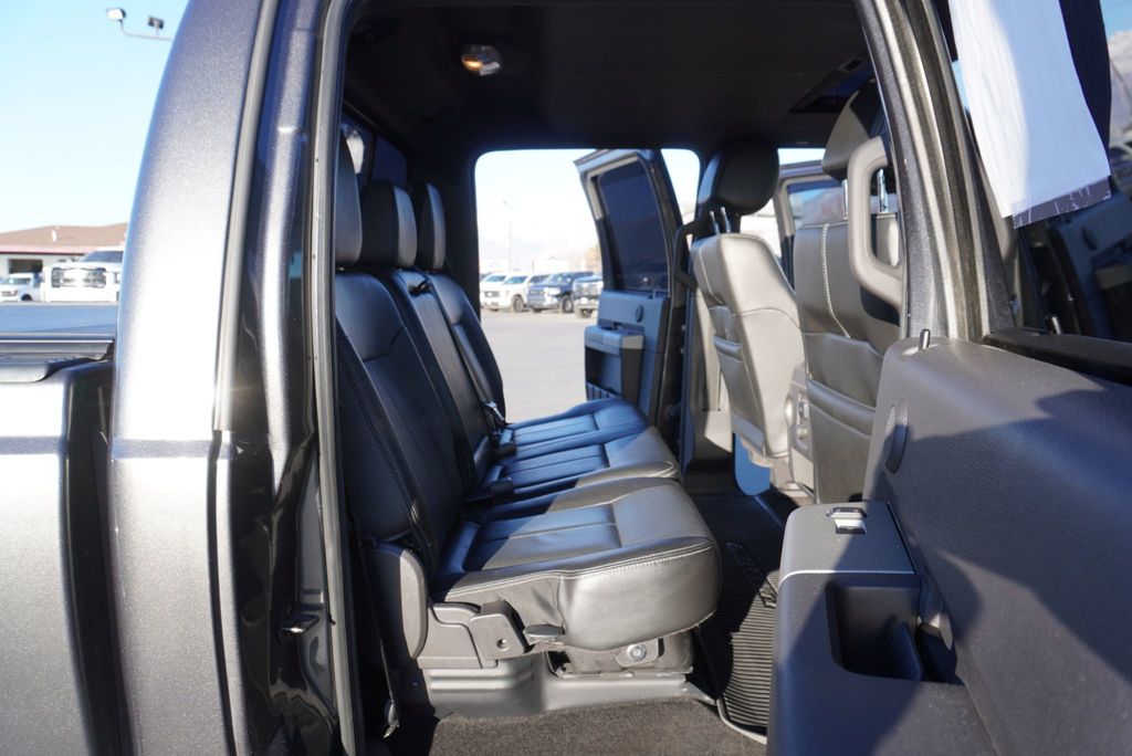 2016 Ford SUPER DUTY F-450 LARIAT - 22960355 - 26