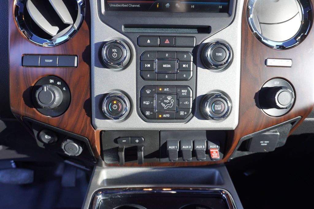 2016 Ford SUPER DUTY F-450 LARIAT - 22960355 - 39