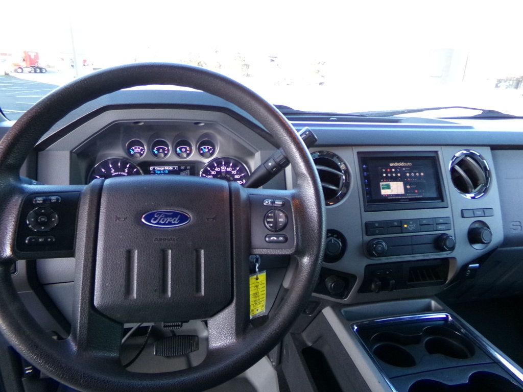 2016 Ford Super Duty F-450 DRW 4WD Crew Cab 172" XLT - 22982725 - 10