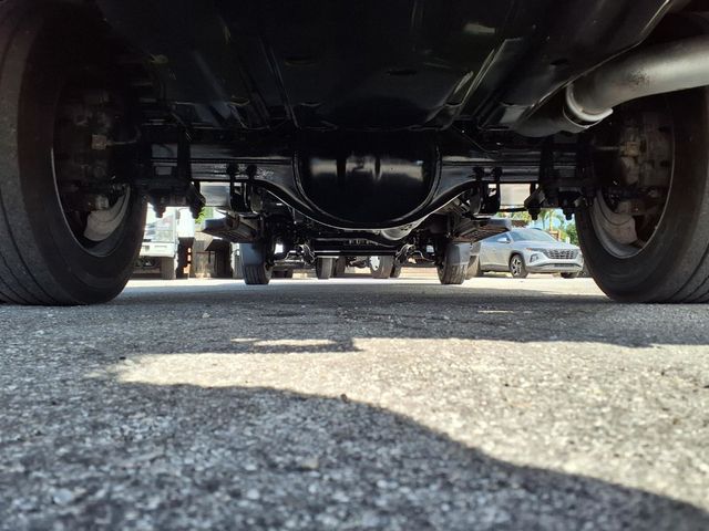 2016 Ford Super Duty F-450 DRW Cab-Chassis 11' Utility truck w/Crane - 23035141 - 21