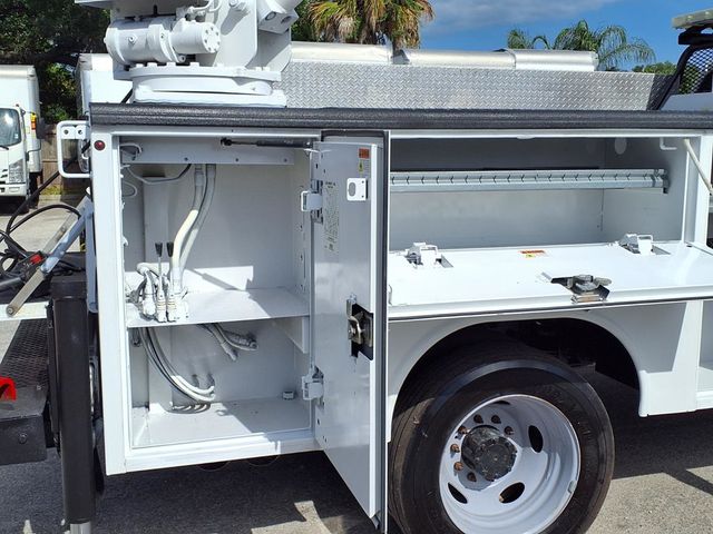 2016 Ford Super Duty F-450 DRW Cab-Chassis 11' Utility truck w/Crane - 23035141 - 23
