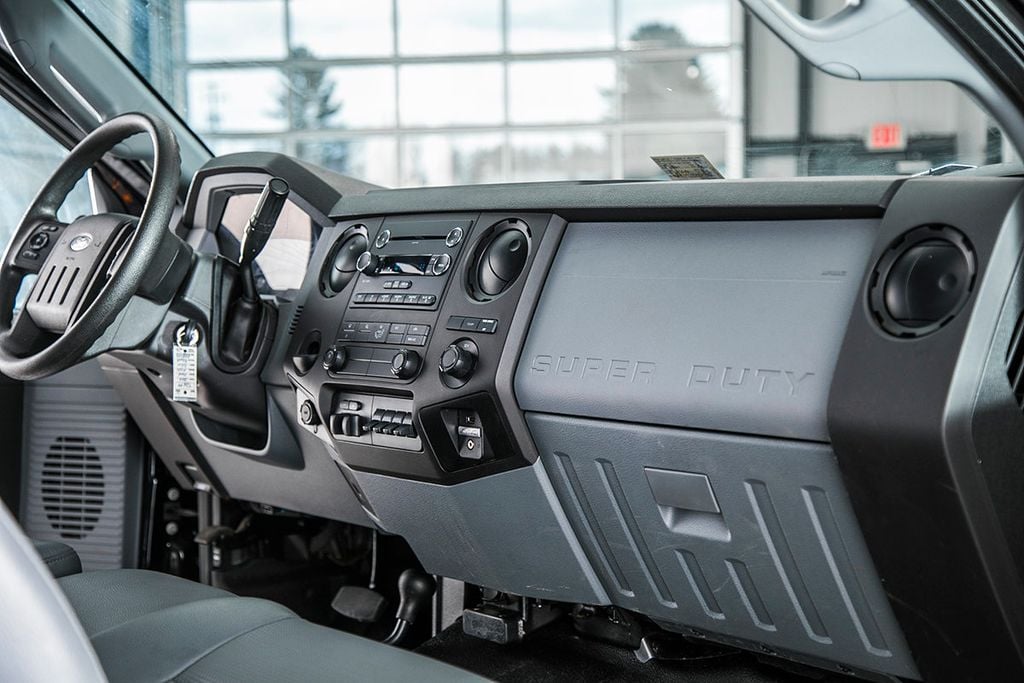 2016 Ford Super Duty F-550 DRW 12' LANDSCAPE DUMP  - 16128277 - 19