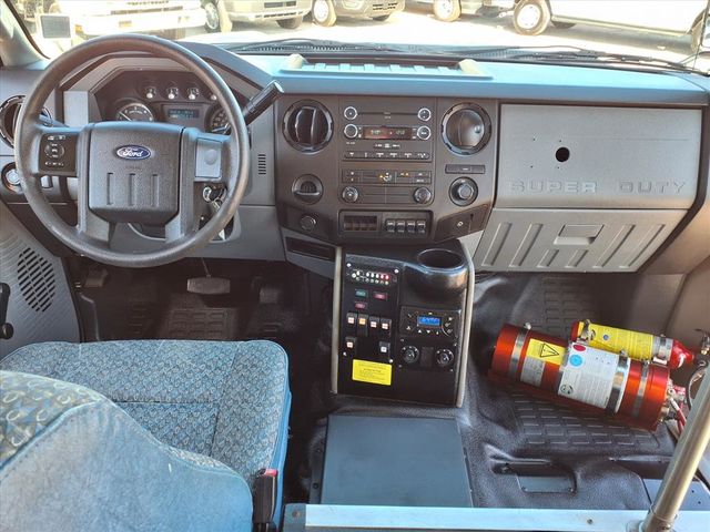 2016 Ford Super Duty F-550 DRW 23 Passenger Shuttle Bus w/Wheelchair - 22941142 - 26