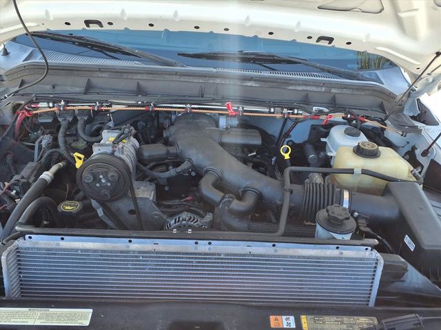 2016 Ford Super Duty F-550 DRW 23 Passenger Shuttle Bus w/Wheelchair - 22941142 - 31