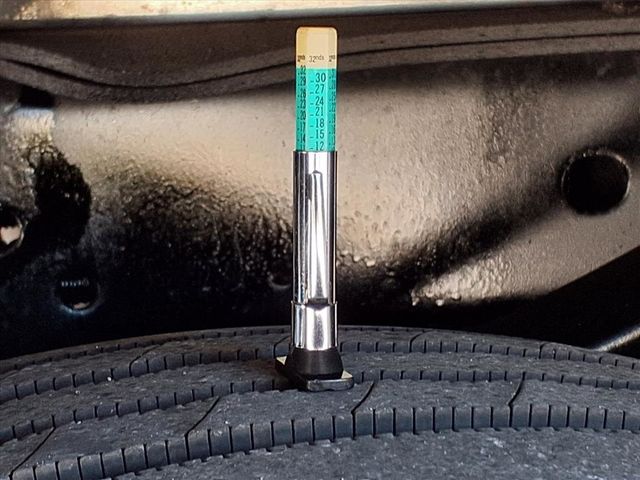 2016 Ford Super Duty F-550 DRW 23 Passenger Shuttle Bus w/Wheelchair - 22941142 - 46