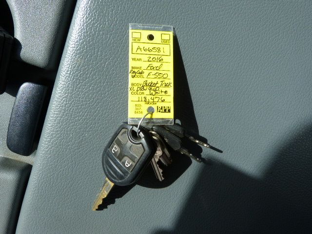 2016 Ford Super Duty F-550 DRW 6.7L V8 TURBO DIESEL*XL*4WD*REG CAB*"ALTEC" 37' INSULATED BUCKET - 22973550 - 45