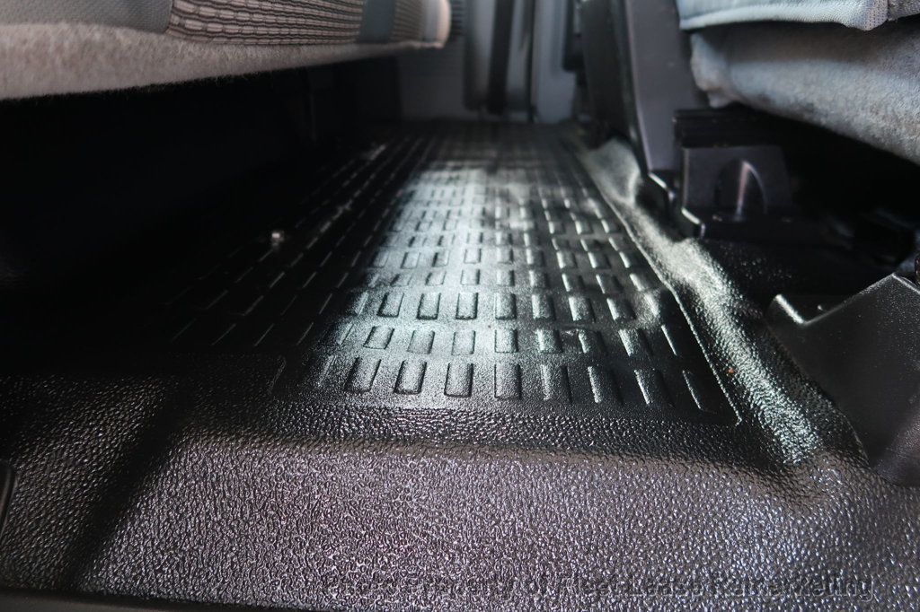 2016 Ford Super Duty F-550 DRW F550SD 4WD Supercab Cab /Chassis 186" WB  - 22954740 - 18