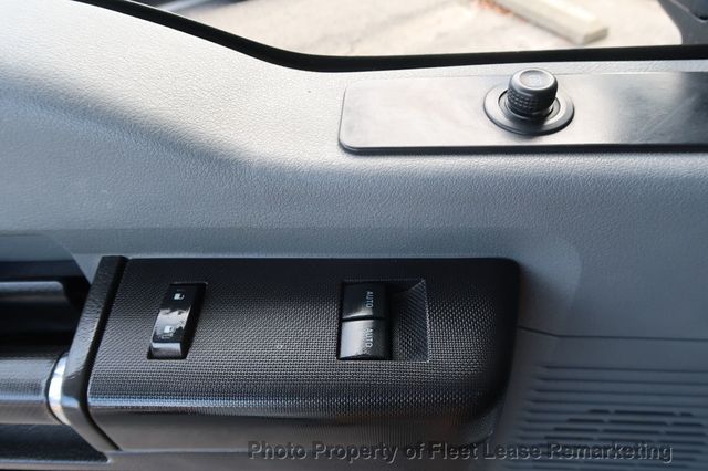 2016 Ford Super Duty F-550 DRW F550SD 4WD Supercab Cab /Chassis 186" WB  - 22954740 - 31