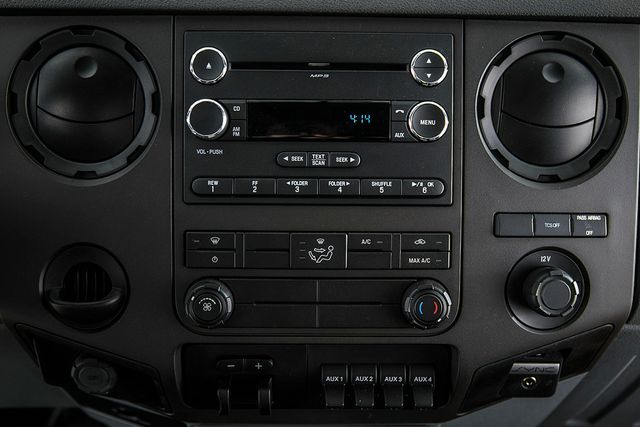 2016 Ford Super Duty F-550 DRW F550 XL  - 16097081 - 20