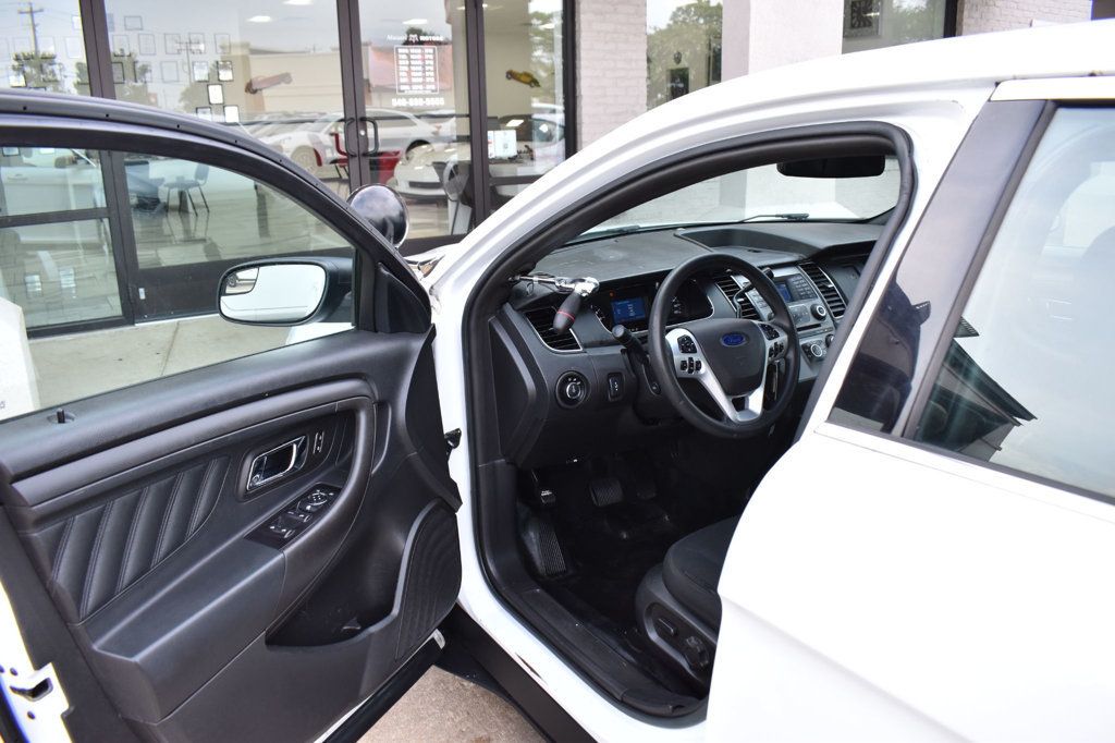 2016 Ford Taurus 4dr Sedan SEL AWD - 23061559 - 11