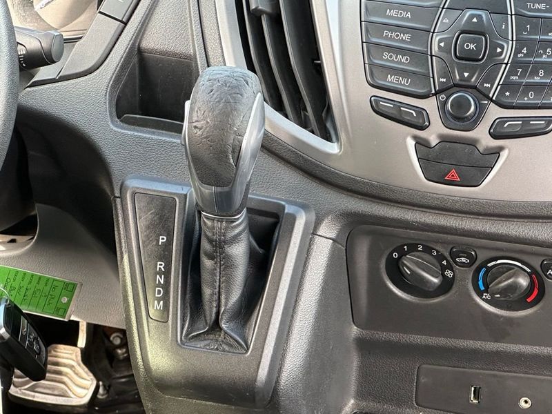 2016 Ford Transit XLT photo 18