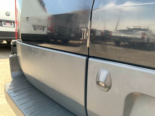 2016 Ford Transit Cargo Van T-150 130" Low Rf 8600 GVWR Sliding RH Dr - 23059357 - 30