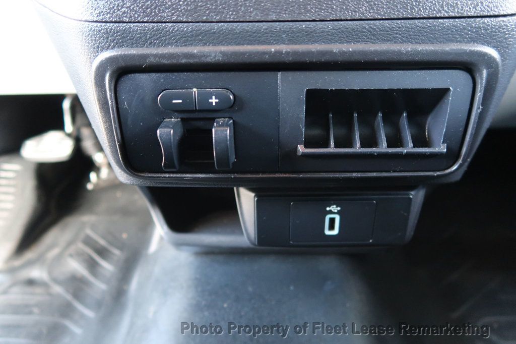 2016 Ford Transit Cargo Van T150 Medium Roof 148" Cargo Van Ladder Rack - 23007559 - 31