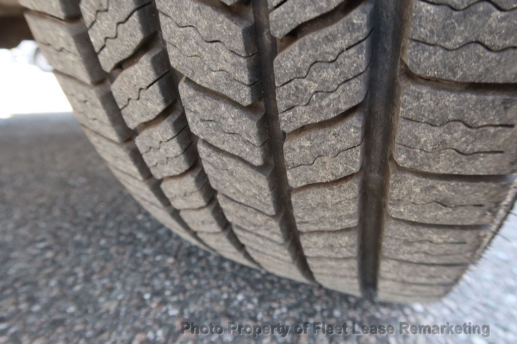 2016 Ford Transit Cargo Van T150 Medium Roof 148" Cargo Van Ladder Rack - 23007559 - 43