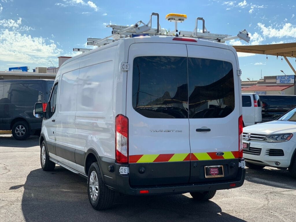 2016 Ford Transit Cargo Van T-250 148" Med Rf 9000 GVWR Sliding RH Dr - 22934372 - 29