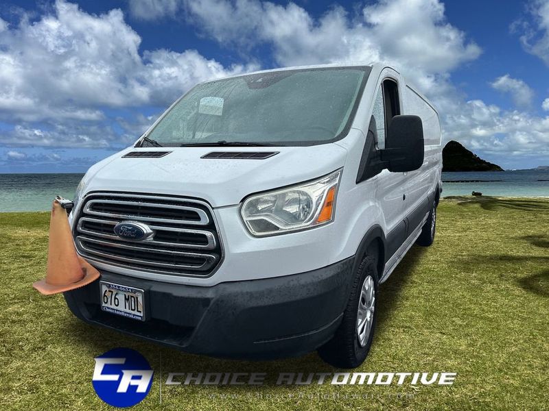 2016 Ford Transit Base's photo