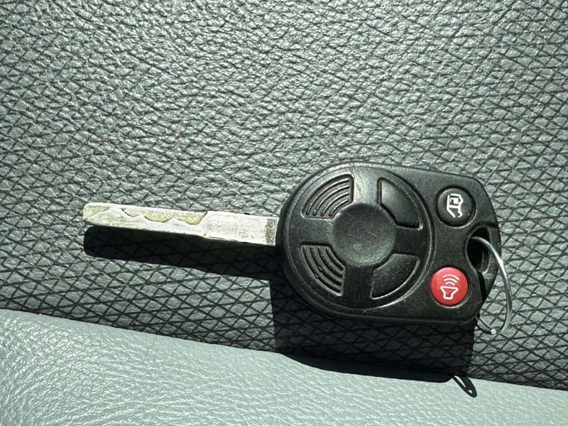 2016 Ford Transit Connect LWB XL - 23006129 - 24