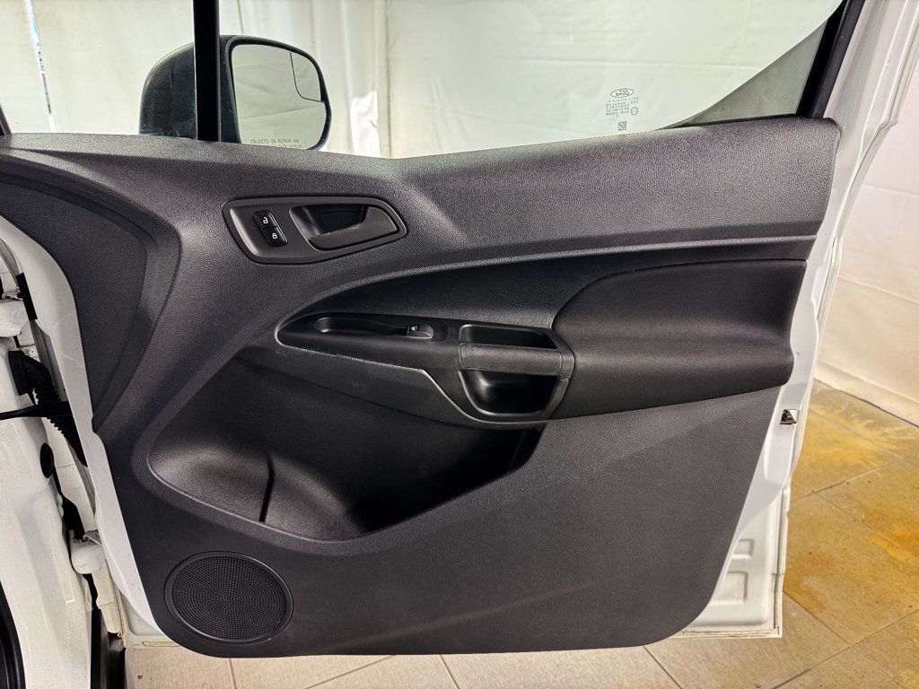 2016 Ford Transit Connect XL CARGO VAN - 23033911 - 13