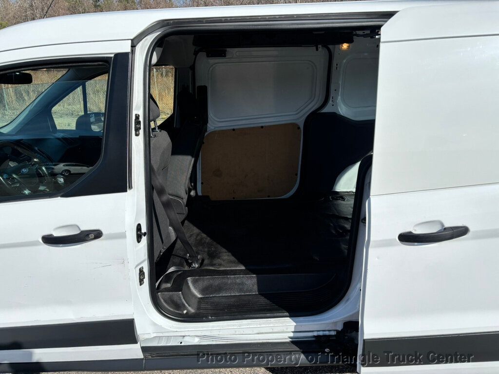 2016 Ford TRANSIT CONNECT JUST 17k MILES! LONG WHEELBASE +REAR LIFT GATE! FINANCE OR LEASE! - 22973005 - 22
