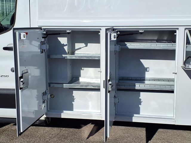 2016 Ford Transit Cutaway T-250 138" 9000 GVWR SRW - 23088521 - 14