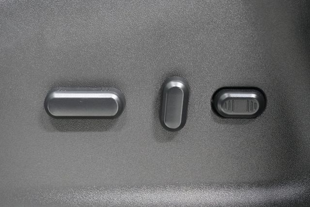 2016 Ford Transit Wagon  - 22879582 - 10