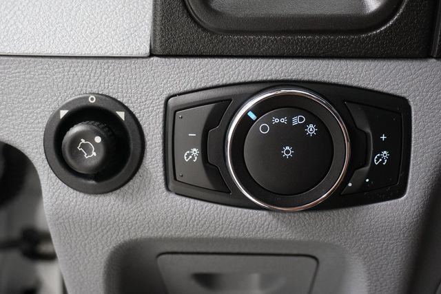 2016 Ford Transit Wagon  - 22879582 - 19