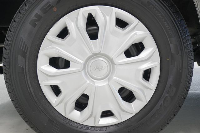 2016 Ford Transit Wagon  - 22933138 - 19