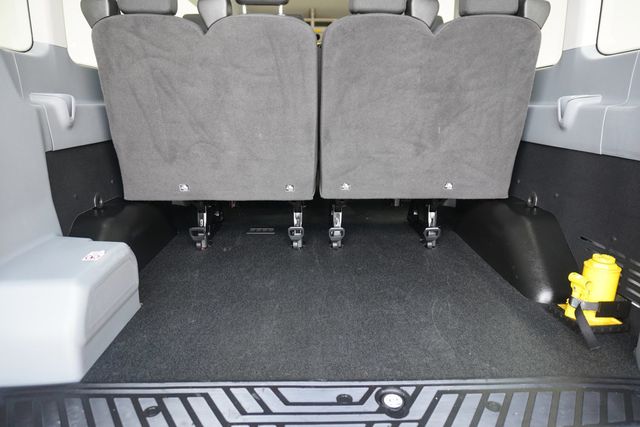 2016 Ford Transit Wagon  - 22933139 - 19