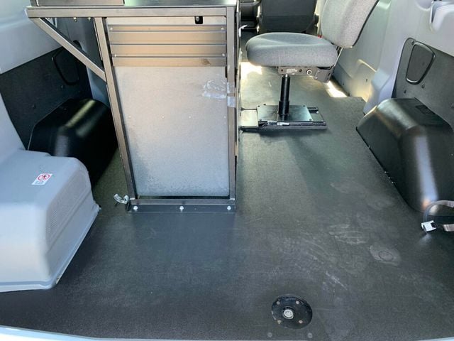 2016 Ford Transit Wagon T-150 130" Med Roof XLT Sliding RH Dr - 22944790 - 17