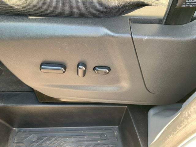 2016 Ford Transit Wagon T-150 130" Med Roof XLT Sliding RH Dr - 22944790 - 35