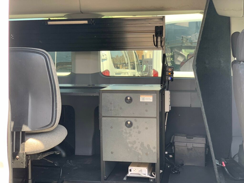 2016 Ford Transit XLT photo 4