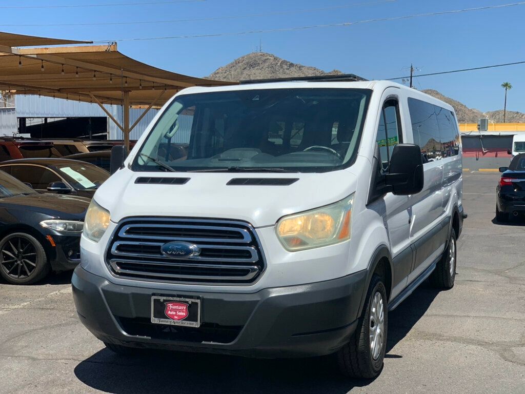 2016 Ford Transit XLT Van photo 4