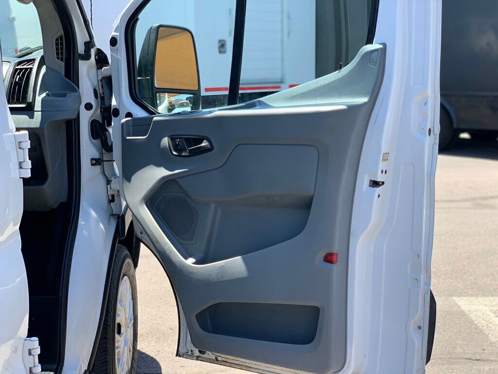 2016 Ford Transit XLT Van photo 16