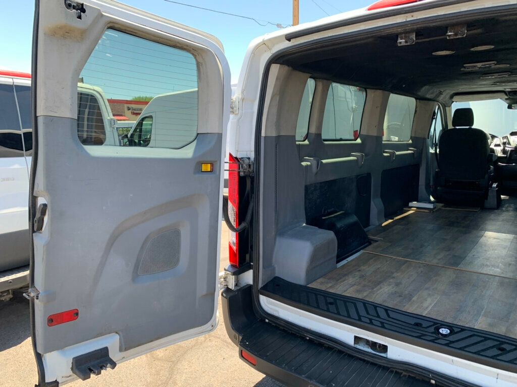 2016 Ford Transit XLT Van photo 28