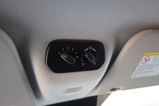 2016 Ford Transit Wagon T-350 Passenger 148" Low Roof XLT Sliding RH Dr - 22972604 - 32