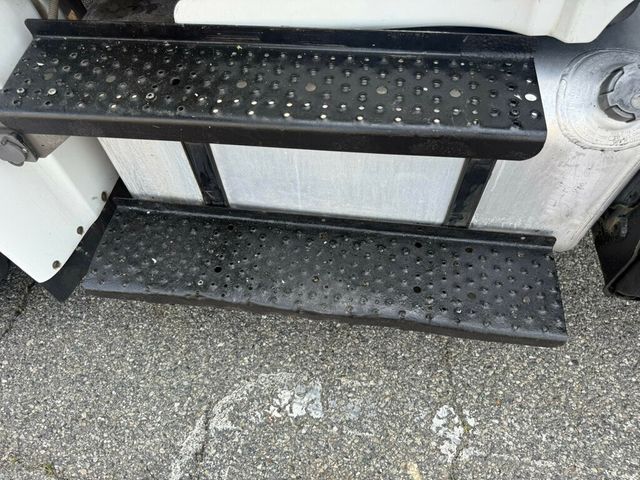 2016 Freightliner M2106 REEFER 20 FOOT BOX TRUCK READY TO WORK OTHERS IN STOCK - 22841736 - 39