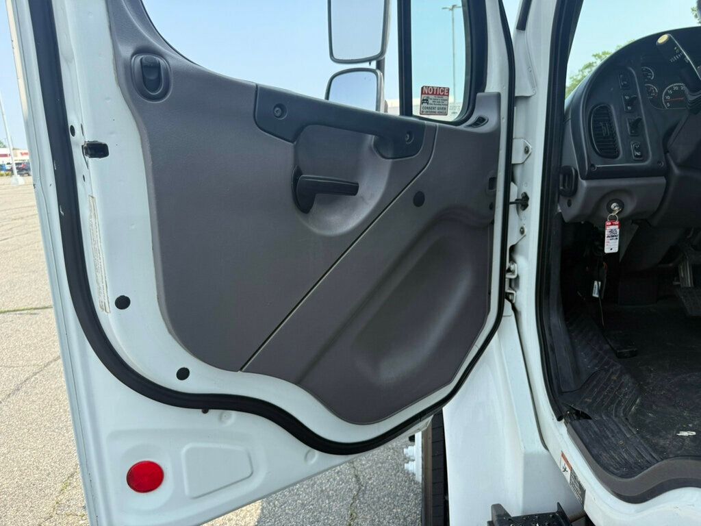 2016 Freightliner M2106 REEFER 20 FOOT BOX TRUCK READY TO WORK OTHERS IN STOCK - 22841736 - 40