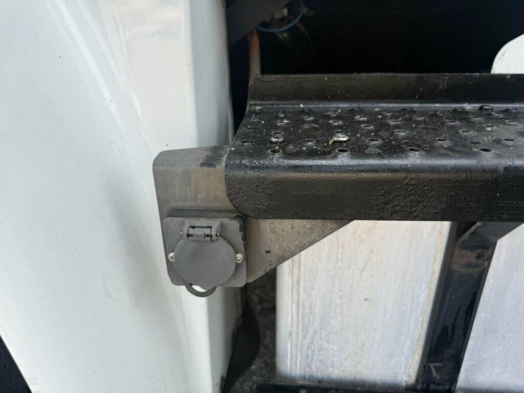 2016 Freightliner M2106 REEFER 20 FOOT BOX TRUCK READY TO WORK OTHERS IN STOCK - 22841736 - 47