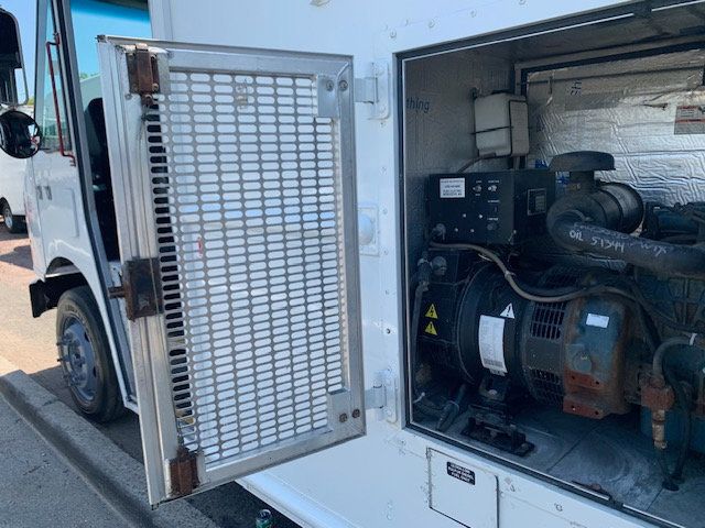 2016 Freightliner MT45 STEP VAN MULTIPLE USES GENERATOR AND MANHOLE SYSTEM - 22401063 - 75