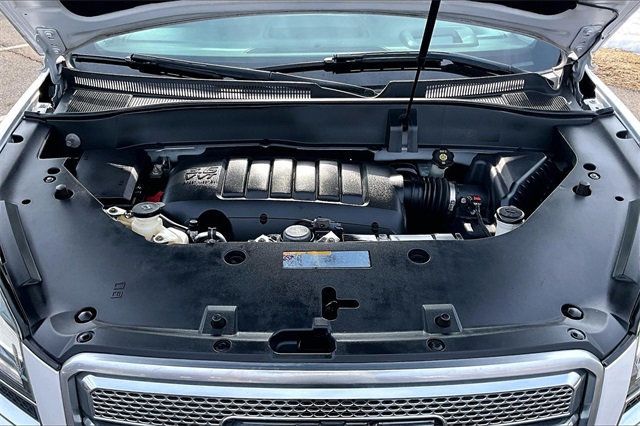 2016 GMC Acadia AWD 4dr Denali - 22984617 - 40