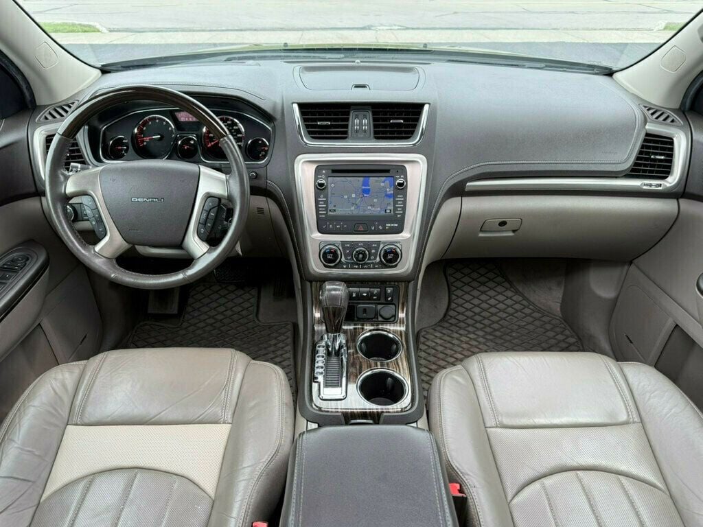 2016 Gmc Acadia Denali photo 2