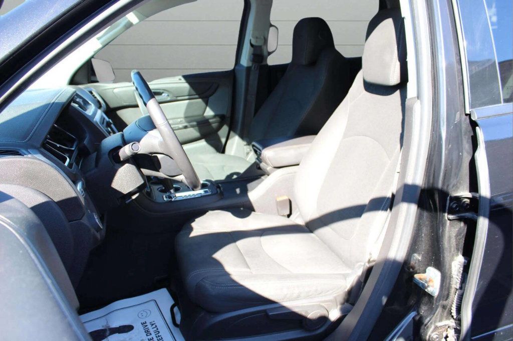 2016 GMC Acadia FWD 4dr SLE w/SLE-1 - 22930548 - 10